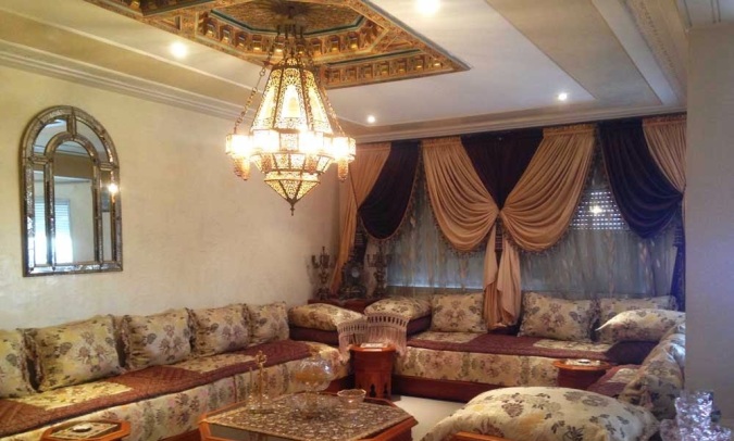 Déco de plafond plâtre pour décoration de salon marocain